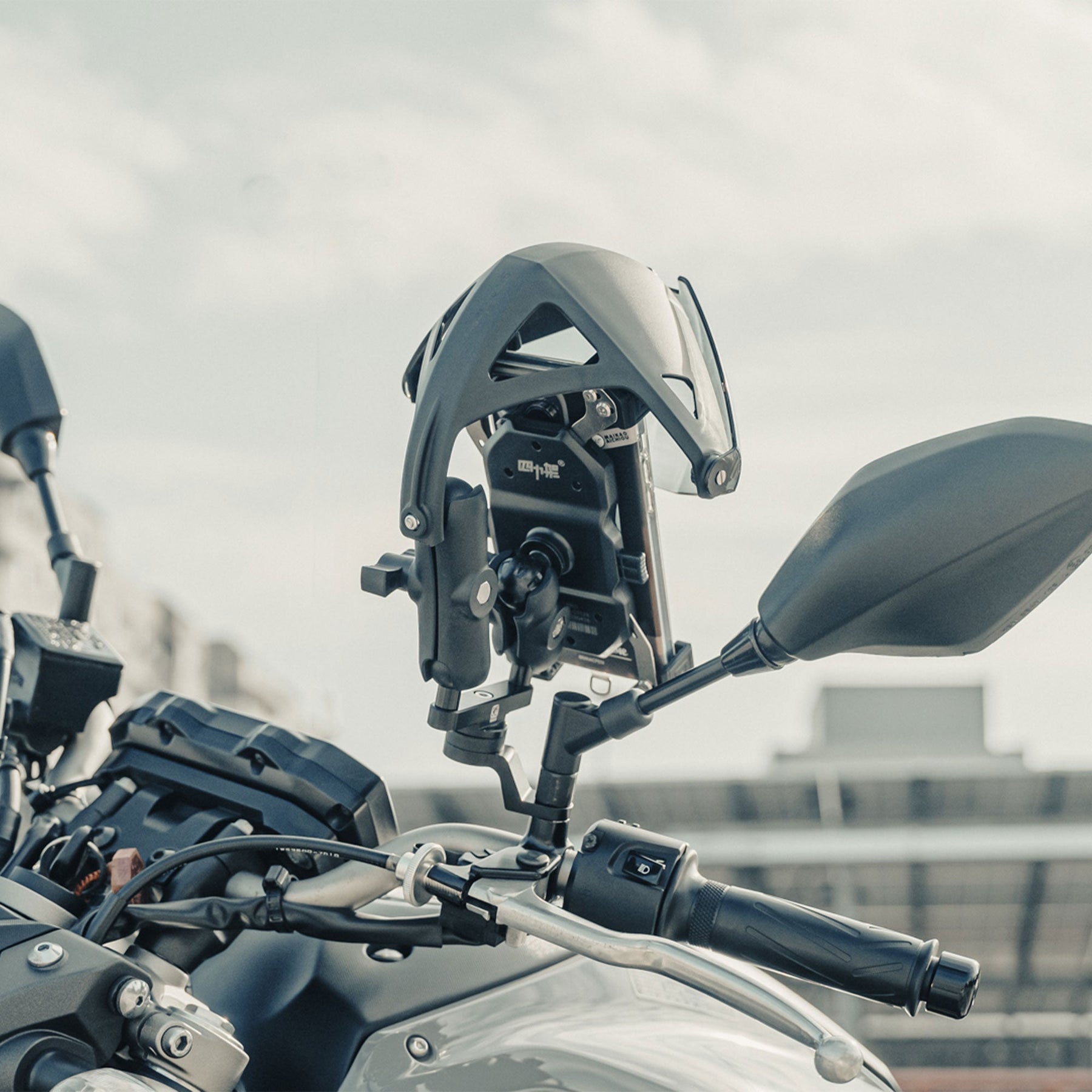 VentShield phone mount sun hood — Image 6 | grantclassic