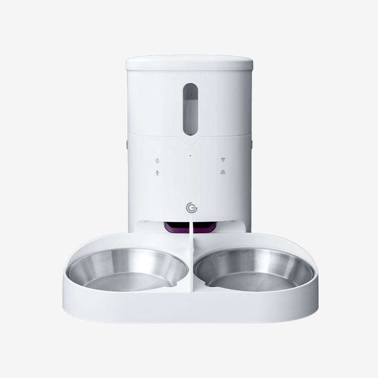 LuxNourish automatic cat and dog feeder, white body with two stainless steel bowls | grantclassic