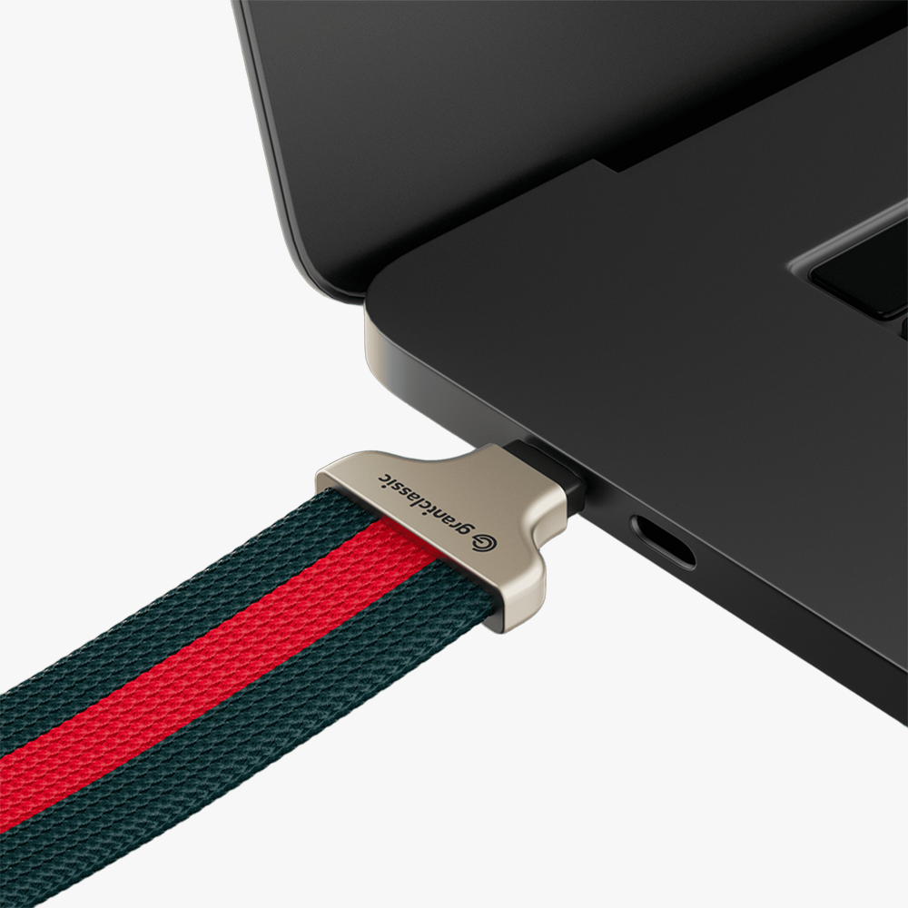Velvet Strap Pro Firenze USB-C to USB-C 240W Phone Charging Lanyard, 15 mm Flat Cable - Image 5 | grantclassic
